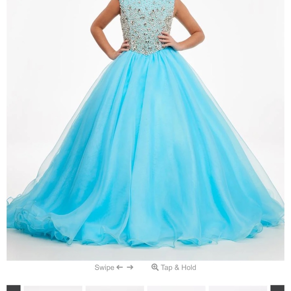 Ashley Lauren size 10 style 8072